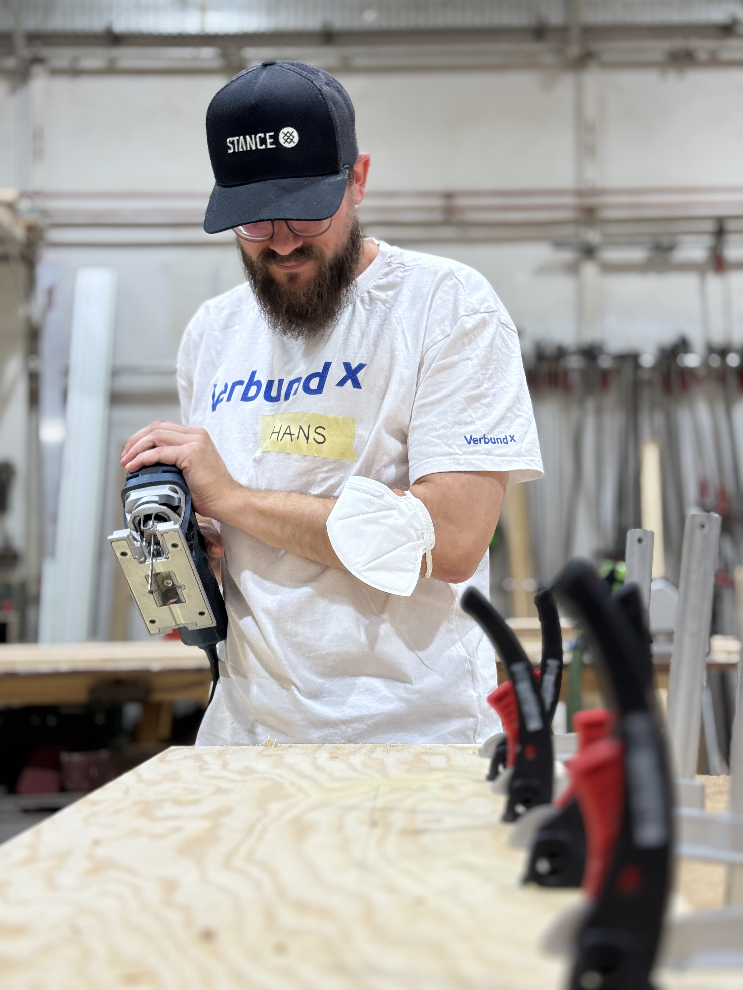 Stichsäge im Einsatz · Verbund Workshop